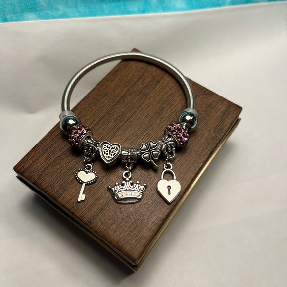 2159-PCM Snake Stretch Chain  Beads And Charm Bracelet - Picture 10 of 14